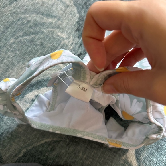 Green Floral Ruffle Swimsuit - Picture 3 of 3